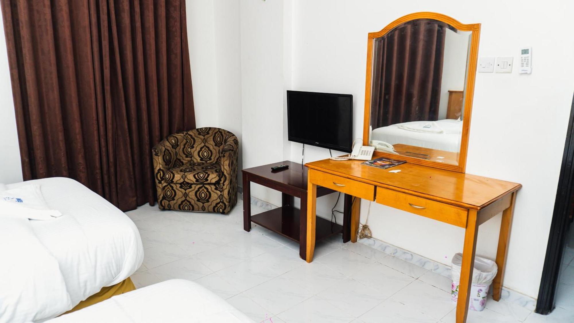 Pan Emirates Hotel Apartments Sharjah Esterno foto